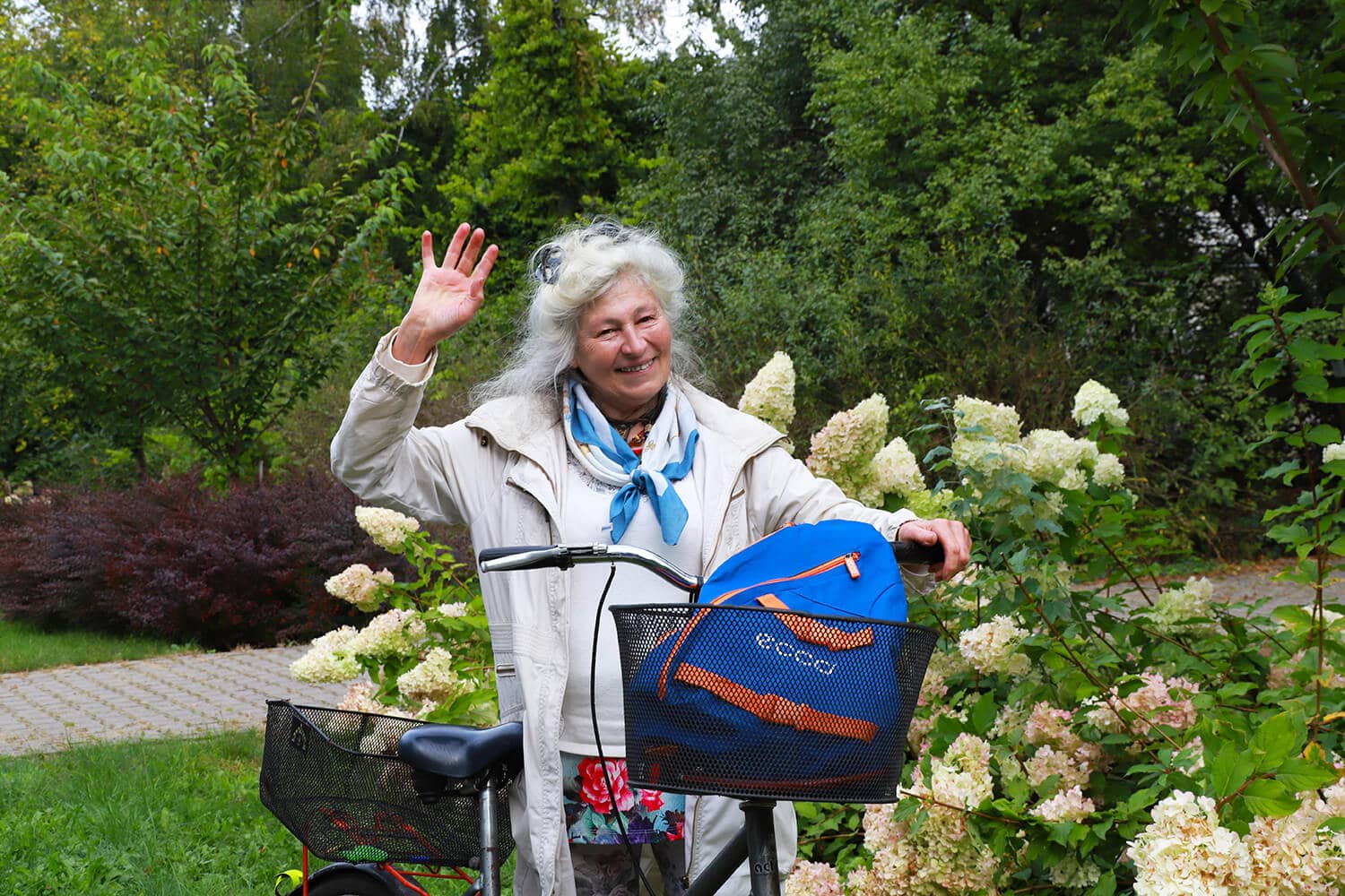 Gospođa Julia iz Warszawa, Poljska